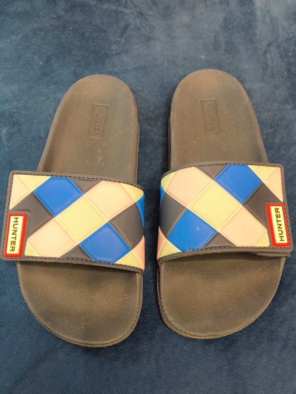 Hunter Black Slide Sandals with Blue, Pink and Yellow Diamond Pattern